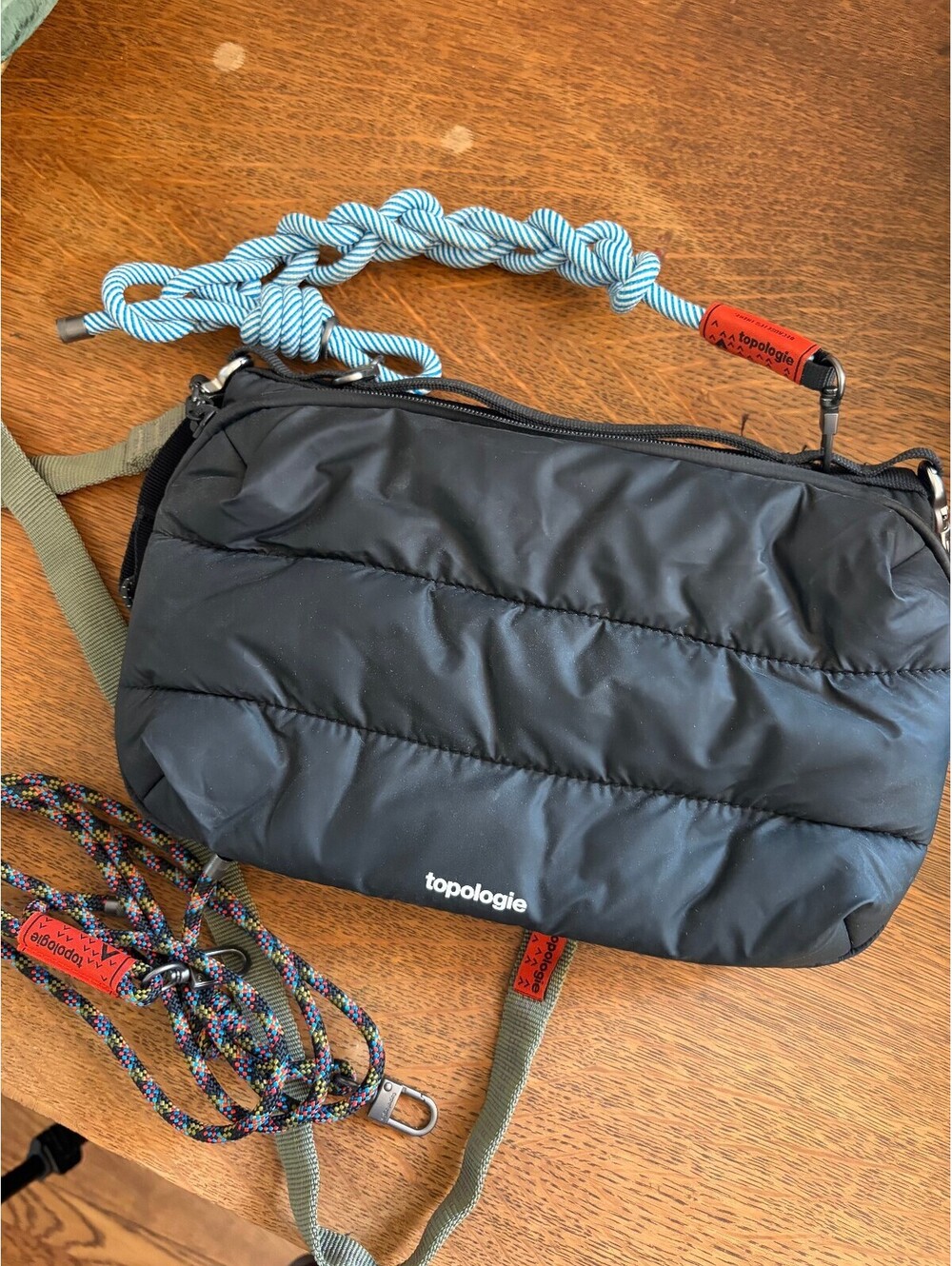 Topologie Bottle Sacoche Large Black Quilted Crossbody Bag